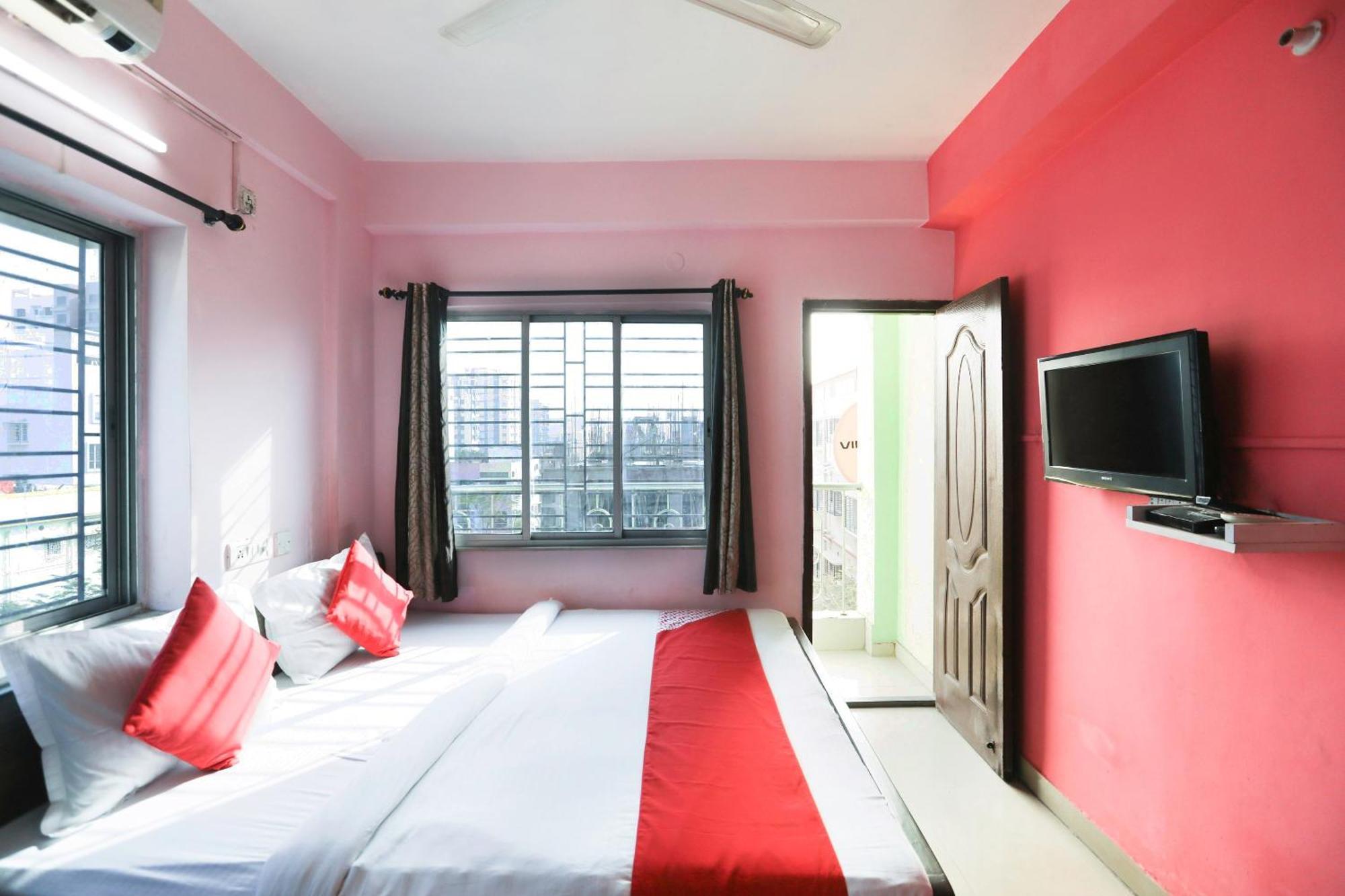 โอโย 69062 ซิตี้ พาเลซ Hotel โกลกาตา ภายนอก รูปภาพ